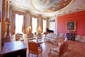 Chateau De Hotel Pennautier