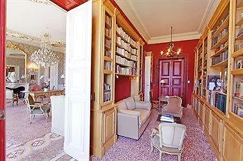Отель Chateau De